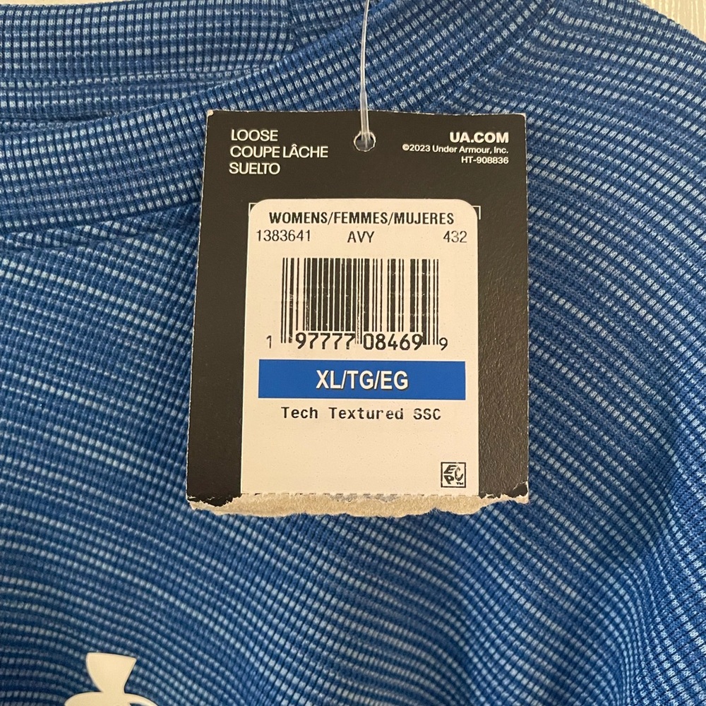 Under Armour Women’s Loose Tee - Picture 2 of 4